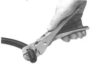 Cutting Heyco-Flex I Conduit